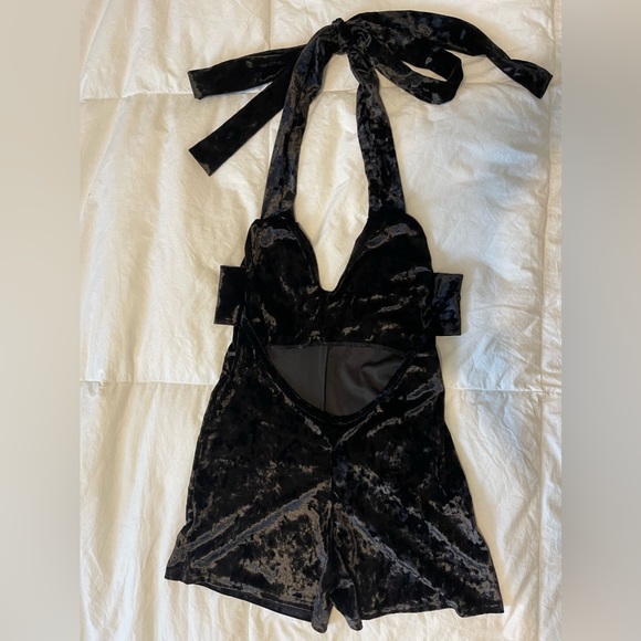 Warrior Within Designs- Black Velvet Tigre Shortsie- size medium - Picture 2 of 7